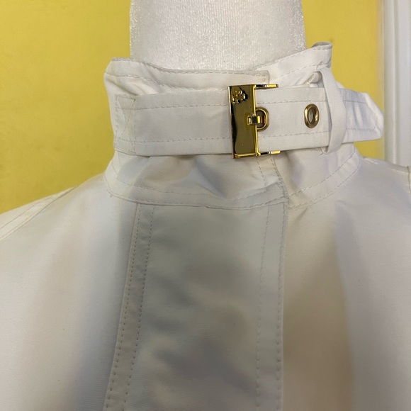 New Woman’s White Ralph Lauren Stylish Sping Jacket w/ Lots of Pocket Space!! - Picture 11 of 13
